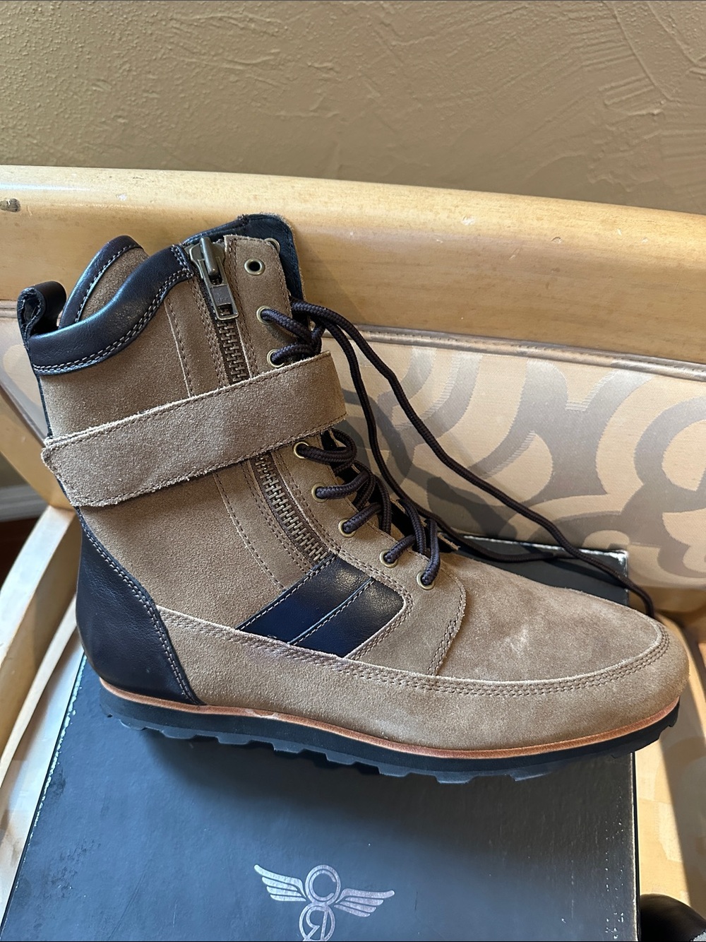 Creative Recreation Select Pilotto Men’s suede High Boots-brand new - Picture 3 of 6